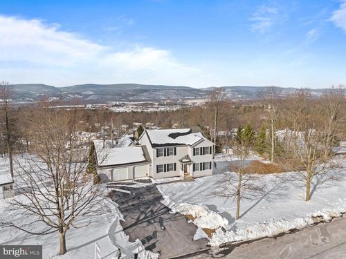 229 Cochise Trl, Lock Haven, PA, 17745-7308 | Card Image