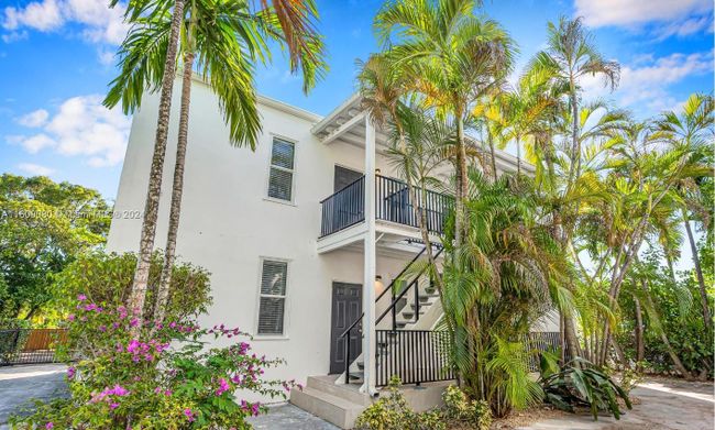 2 - 893 Ne 81st St, Condo with 2 bedrooms, 1 bathrooms and null parking in Miami FL | Image 66