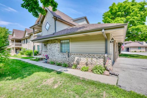 8012980 Fond Du Lac Ave, Menomonee Falls, WI, 53051-4461 | Card Image