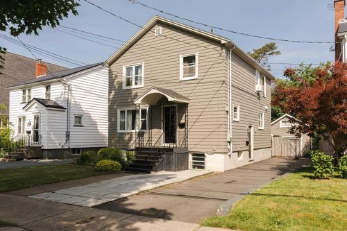 6571 Young St, Halifax, NS, B3L2A5 | Card Image