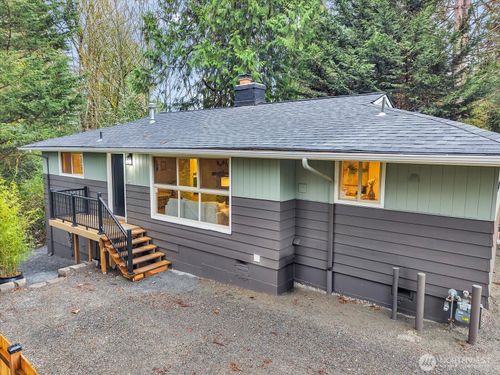 13046 15th Avenue Ne, Seattle, WA, 98125 | Card Image