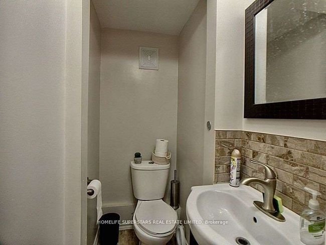 28 Bramhall Crt, House attached with 4 bedrooms, 3 bathrooms and 4 parking in Brampton ON | Image 14