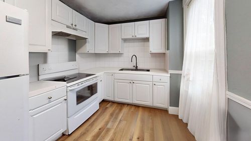 2-101 Bradford St, Everett, MA, 02149-1316 | Card Image