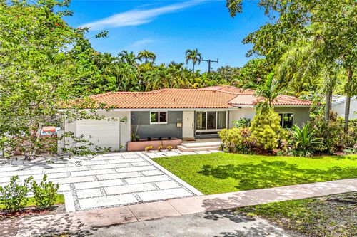 911 Mariana Ave, Coral Gables, FL, 33134-2415 | Card Image
