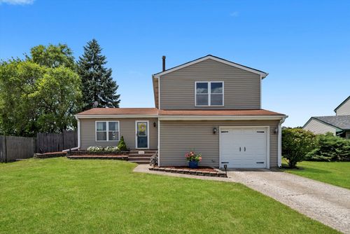 7560 W Hawthorne Ln, Frankfort, IL, 60423-9085 | Card Image