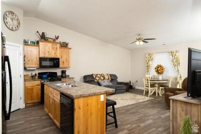 2761 N Mountain Valley Trail, Home with 3 bedrooms, 2 bathrooms and 1 parking in Cedar City UT | Image 3