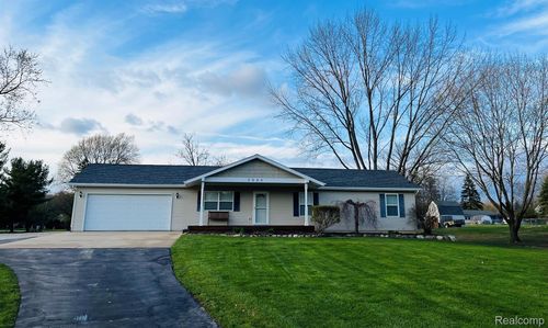 3990 Willoughby Rd, Holt, MI, 48842-9410 | Card Image