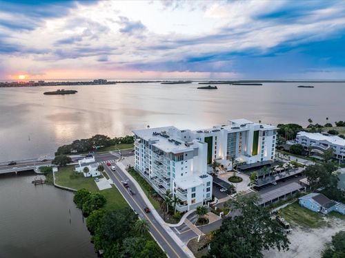 unit-511-1020 Sunset Point Rd, CLEARWATER, FL, 33755-1485 | Card Image