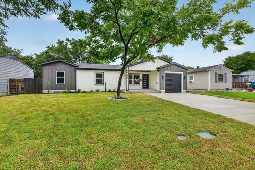 426 Goodyear St, Irving, TX, 75062-5712 | Card Image