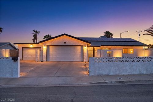 637 Apollo Ave, Henderson, NV, 89002-8344 | Card Image