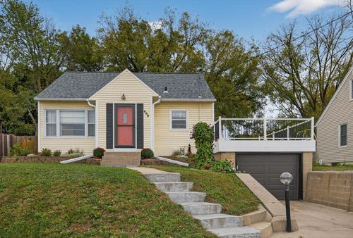 909 7th St Nw, Rochester, MN, 55901-2619 | Card Image