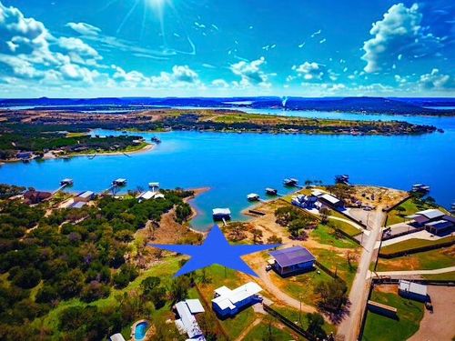 5505 Lakeshore Dr, Graham, TX, 76450-5706 | Card Image
