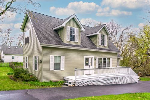 40431 N Fairview St, Antioch, IL, 60002-8527 | Card Image