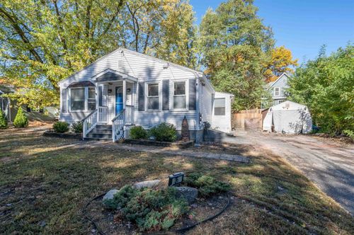 35 W Mitchell St, Manchester, NH, 03103-7346 | Card Image