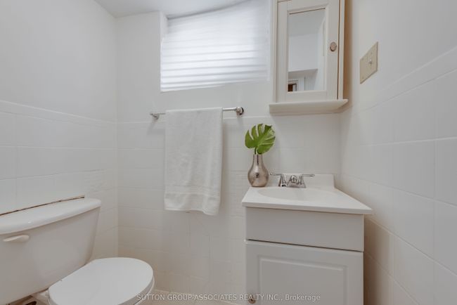542 Atlas Ave, House other with 3 bedrooms, 2 bathrooms and 2 parking in York ON | Image 30