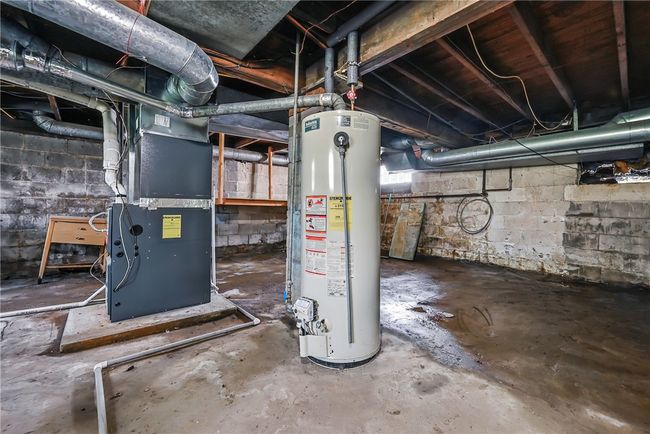 816 Wheatland Rd, House other with 2 bedrooms, 1 bathrooms and 2 parking in Shenango Twp - MER PA | Image 26