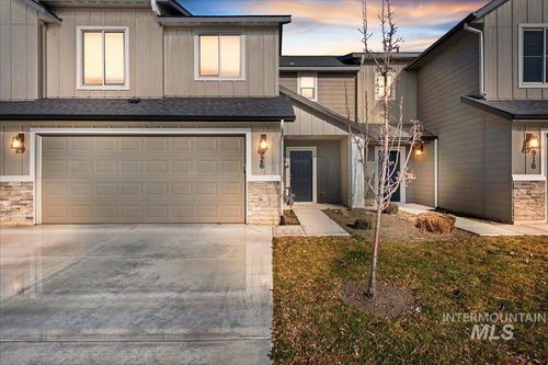 926 W Woodpine St, Meridian, ID, 83646-6059 | Card Image