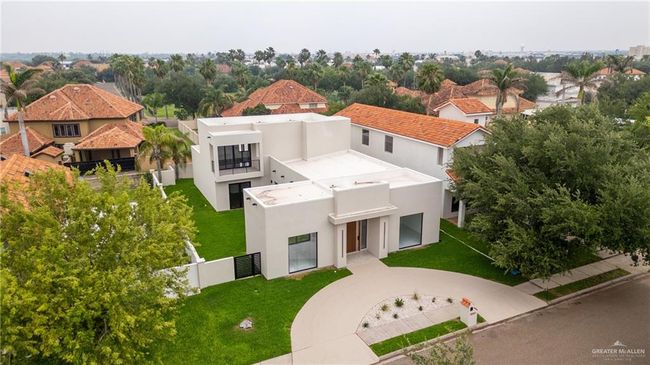 2228 S 45 Th St, House other with 3 bedrooms, 3 bathrooms and 2 parking in McAllen TX | Image 30