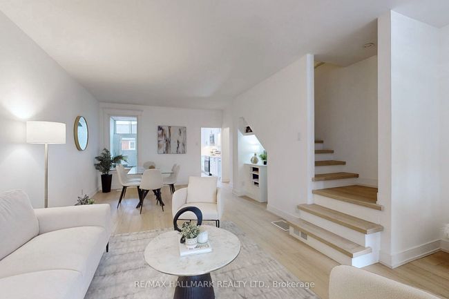 9 Newman Ave, House other with 4 bedrooms, 2 bathrooms and 1 parking in East York ON | Image 7