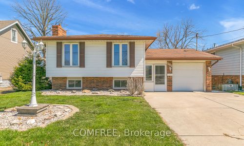 {{alt}} | Card Image