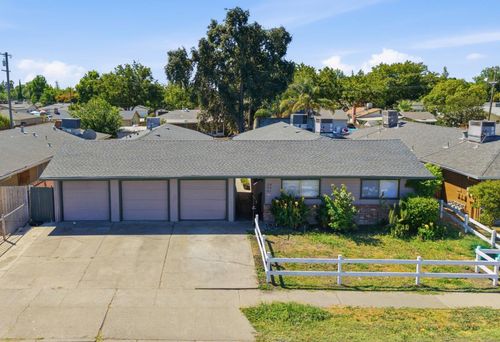 728 E Swain Rd, Stockton, CA, 95207-3147 | Card Image