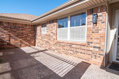 4300 Thornberry, House other with 3 bedrooms, 2 bathrooms and 2 parking in Midland TX | Image 2