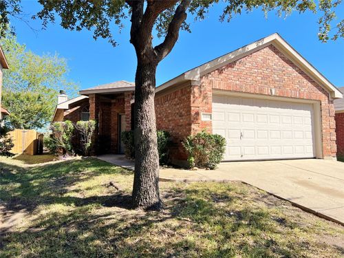 1103 Savage Dr, Denton, TX, 76207-8147 | Card Image
