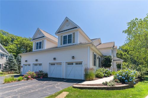 178 Preservation Way, South Kingstown, RI, 02879-8237 | Card Image