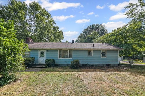 11960 Freshley Ave Ne, Alliance, OH, 44601-8797 | Card Image