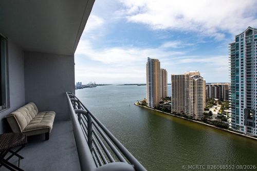 2617-325 S Biscayne Blvd, Miami, FL, 33131-2306 | Card Image