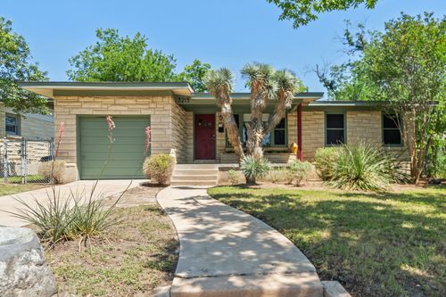 5215 Woodrow Ave, Austin, TX, 78756-2422 | Card Image