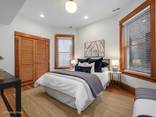 3-1415 W George St, Chicago, IL, 60657-4103 | Card Image