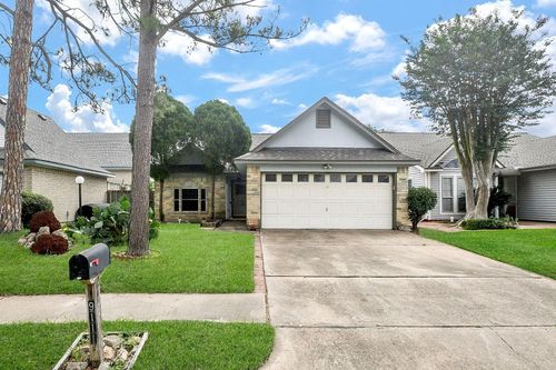 9111 Belle Glen Dr, Houston, TX, 77099-1938 | Card Image