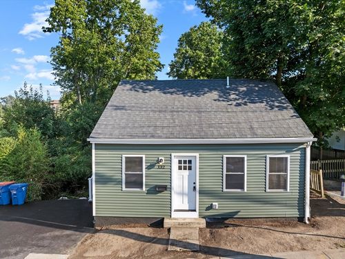 132 Summer St, Plymouth, MA, 02360-3459 | Card Image