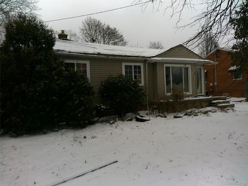 3710 Kellar Ave, Flint, MI, 48504-2150 | Card Image