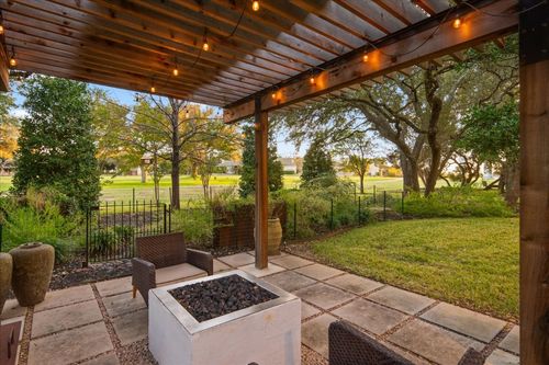 112 White Sands Dr, Lakeway, TX, 78734-4548 | Card Image