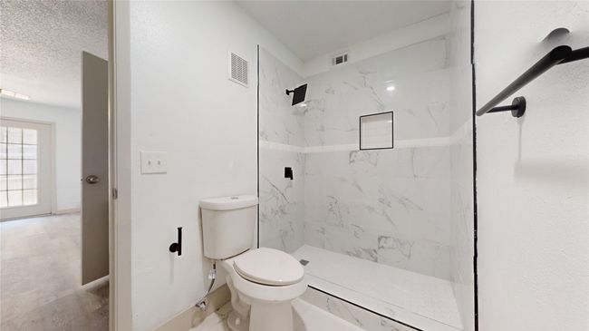 4403 Westminster Dr, Townhouse with 3 bedrooms, 2 bathrooms and null parking in Irving TX | Image 16