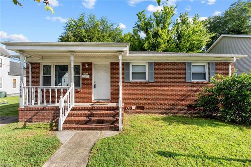 1418 W 38th St, Norfolk, VA, 23508-2230 | Card Image