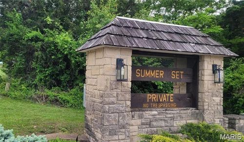 NA Valley Dr, De Soto, MO, 63020 | Card Image