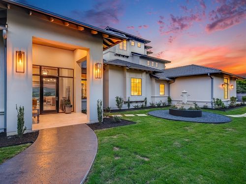 5301 Scenic View Dr, Austin, TX, 78746-2211 | Card Image