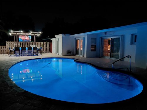 108 Ne 30th St, Wilton Manors, FL, 33334 | Card Image