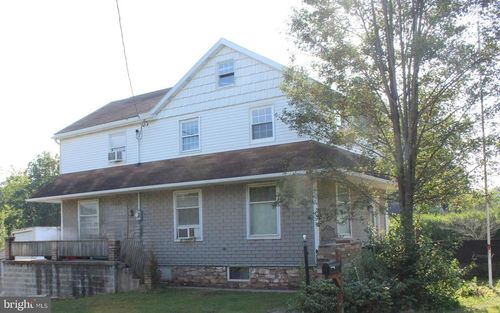 110 S 17th St, Tower City, PA, 17980-1702 | Card Image