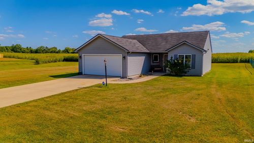 27 Chrysler Ave, Wabash, IN, 46992-4045 | Card Image
