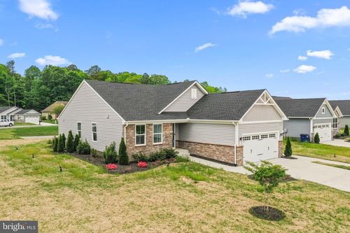 71 Braxton Way, Kilmarnock, VA, 22482-3902 | Card Image