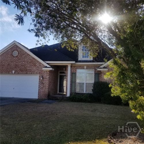 127 Steven St, Richmond Hill, GA, 31324-7205 | Card Image