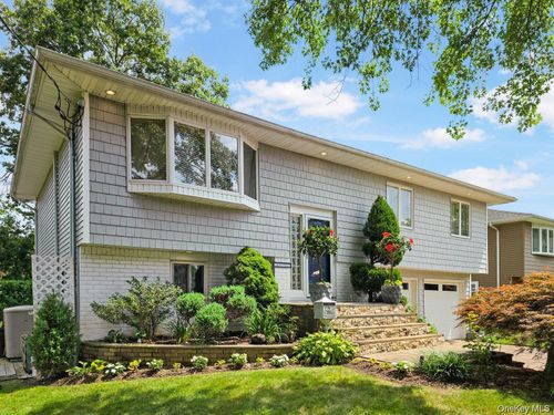 1727 Roberta Lane, Hempstead, NY, 11566 | Card Image