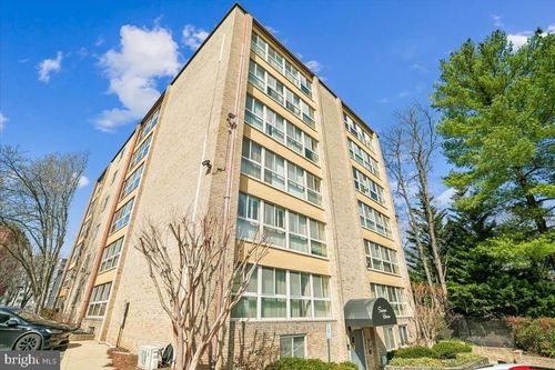 409-4970 Battery Ln, BETHESDA, MD, 20814-4977 | Card Image