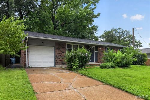 1441 Oliveto Ln, Hazelwood, MO, 63042-1329 | Card Image