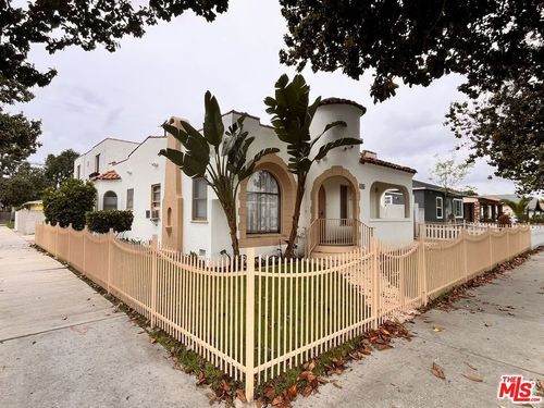 496 E 52nd St, Long Beach, CA, 90805-5887 | Card Image