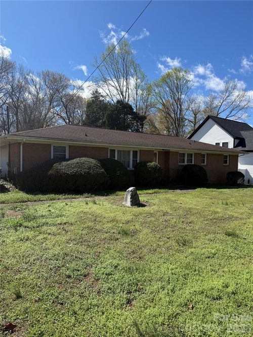 9519 Walkers Ferry Rd, Charlotte, NC, 28214-3349 | Card Image